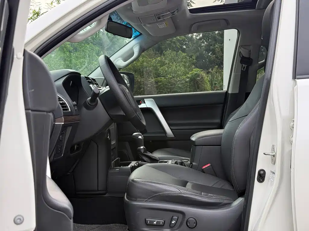 Toyota Prado — миниатюра 6