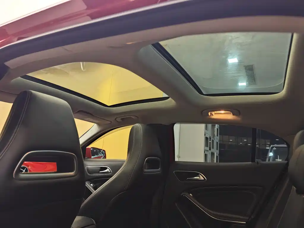 Mercedes-Benz GLA — миниатюра 24