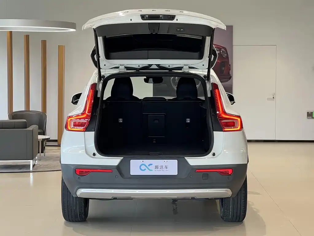 Volvo XC40 — миниатюра 16