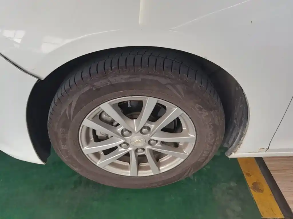 Chevrolet Malibu — миниатюра 23