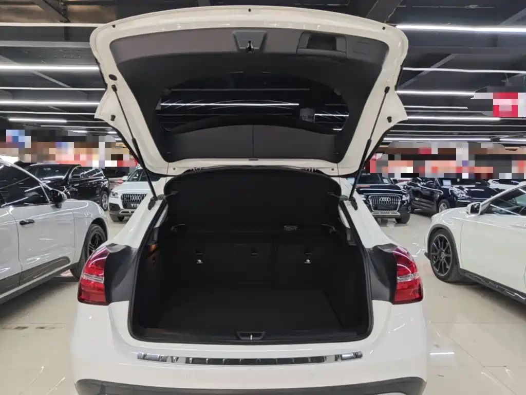Mercedes-Benz GLA — миниатюра 19