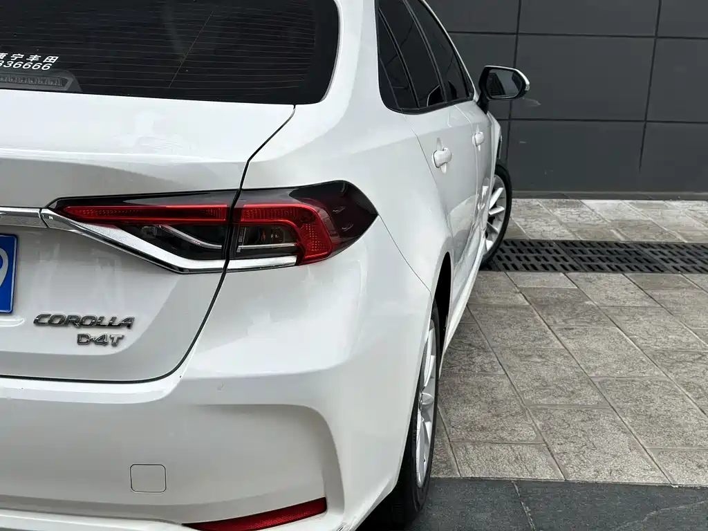 Toyota Corolla — миниатюра 20