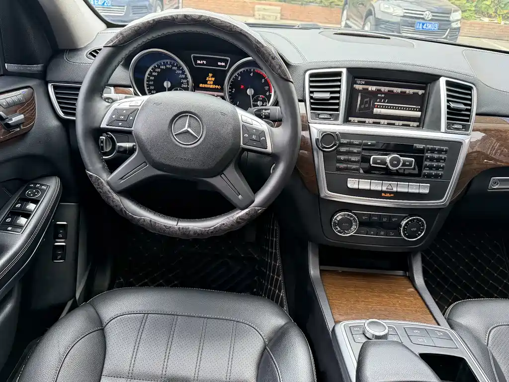 Mercedes-Benz GL-Class — миниатюра 14