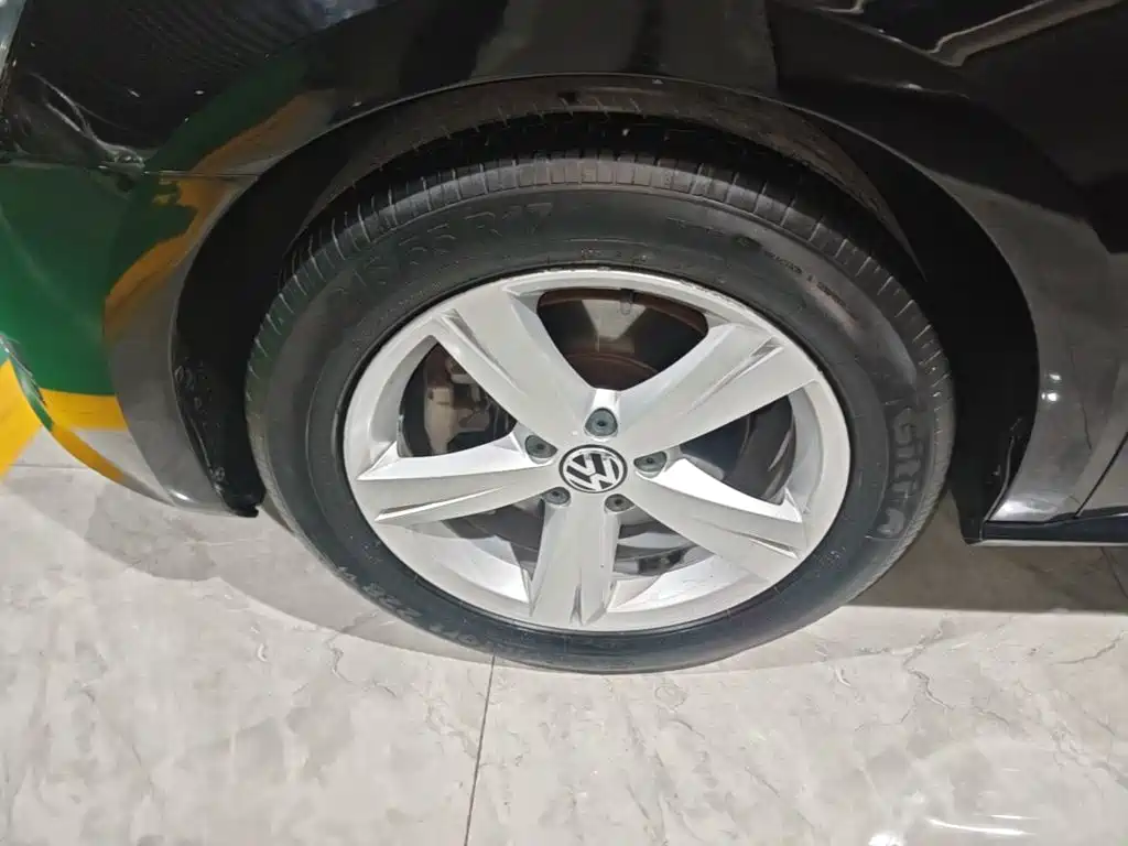 Volkswagen Passat — миниатюра 23