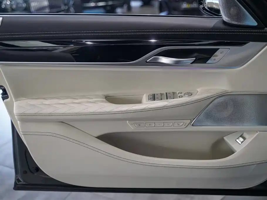 BMW 7 Series 7 2019 750Li xDrive V8 M Sport