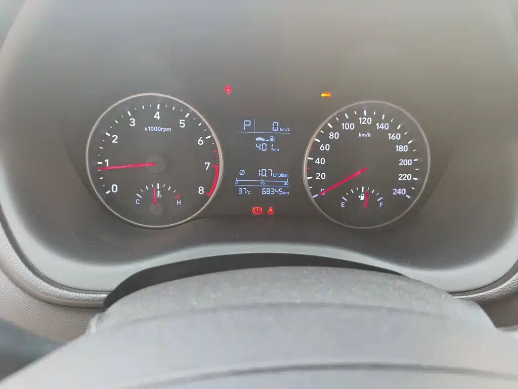 Hyundai Elantra — миниатюра 8