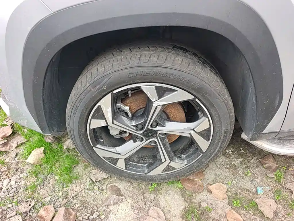 Geely Boyue L — миниатюра 23
