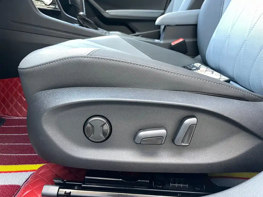 Volkswagen Lavida — миниатюра 8
