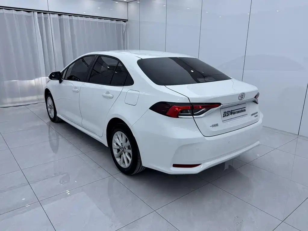Toyota Corolla — миниатюра 4