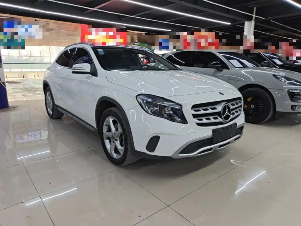 Mercedes-Benz GLA — миниатюра 4