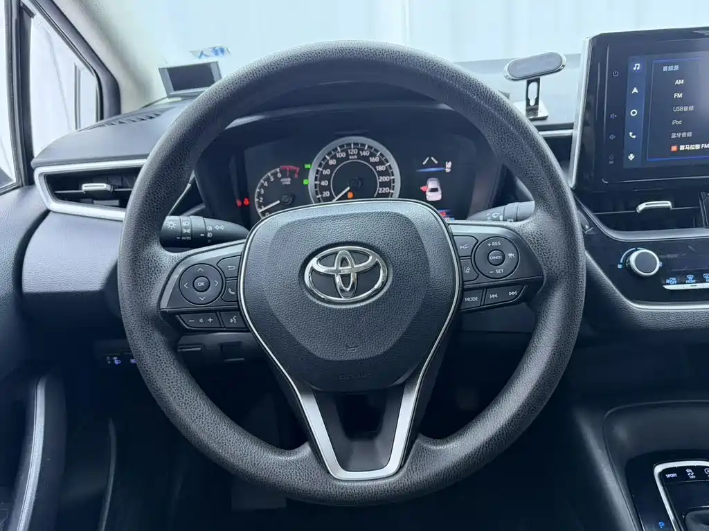 Toyota Corolla — миниатюра 13