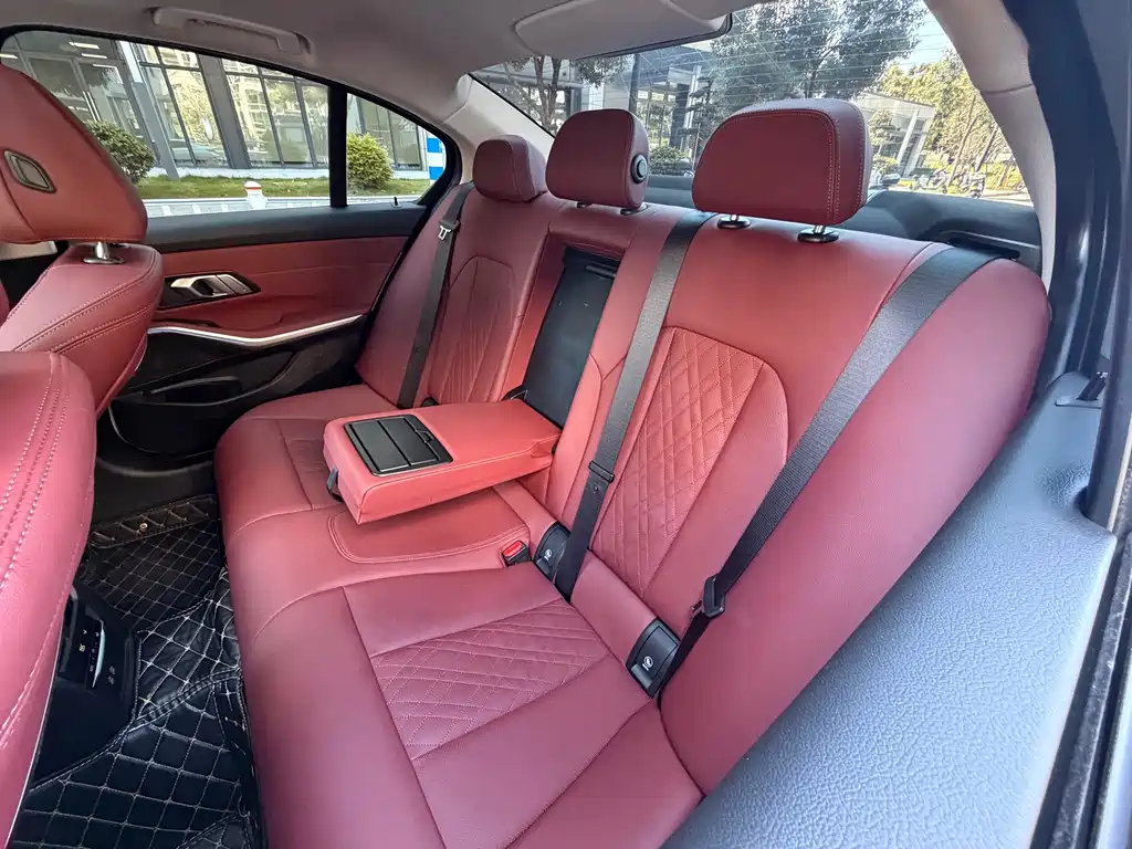 BMW 3 Series — миниатюра 14