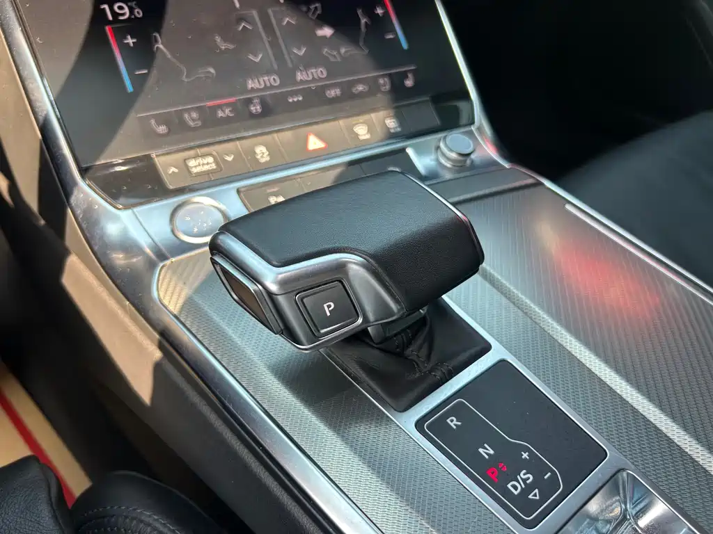 Audi A6L — миниатюра 13