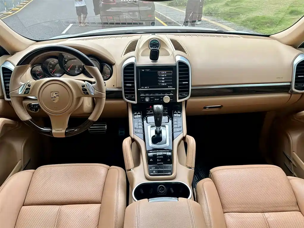 Porsche Cayenne 2011 Cayenne 3.0T
