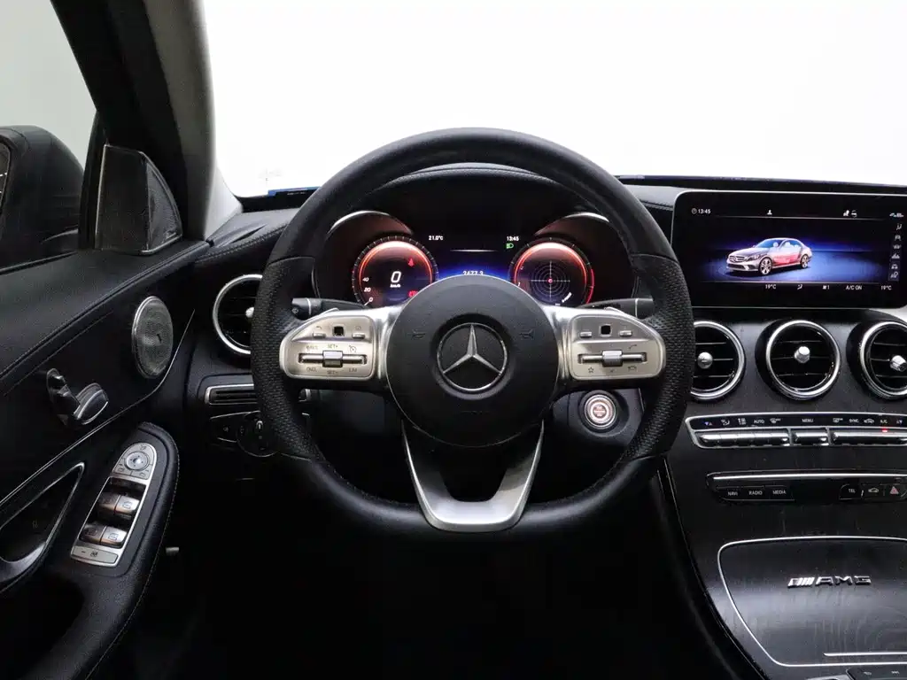 Mercedes-Benz C-Class — миниатюра 17