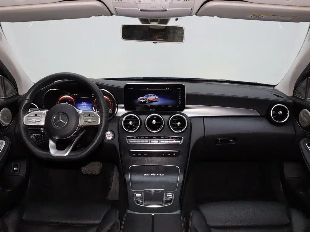Mercedes-Benz C-Class — миниатюра 16