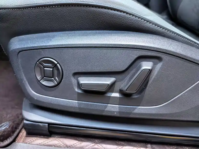 Audi Q3 — миниатюра 11