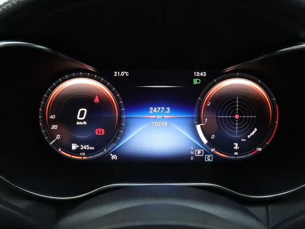 Mercedes-Benz C-Class — миниатюра 15