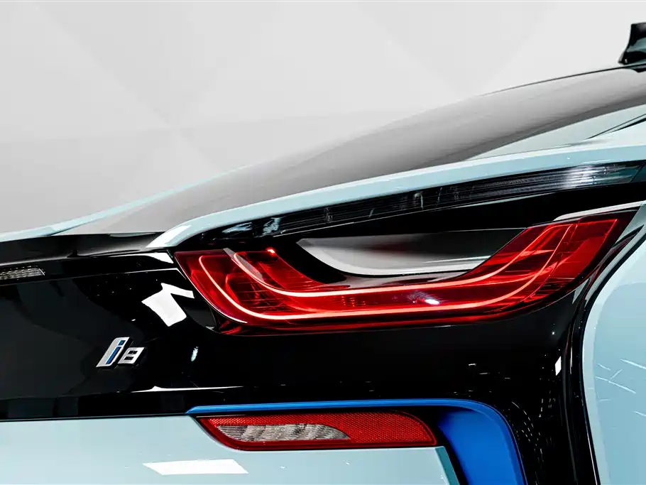 BMW i8 — миниатюра 14