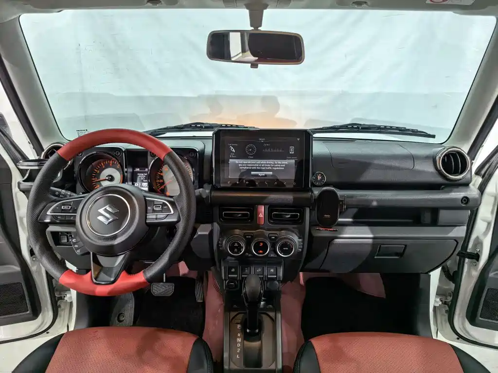 Suzuki Jimny — миниатюра 5
