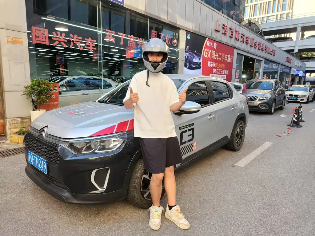 Citroen C3L — миниатюра 9