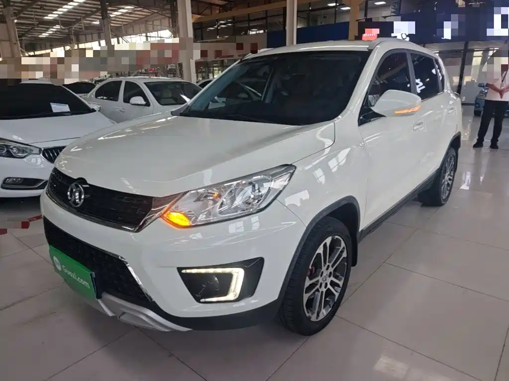 BAIC Senova X35 — миниатюра 2