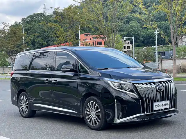 GAC Trumpchi 传祺M8