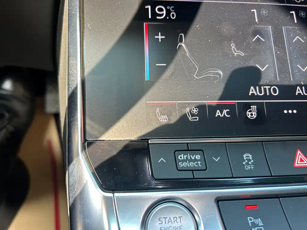 Audi A6L — миниатюра 15