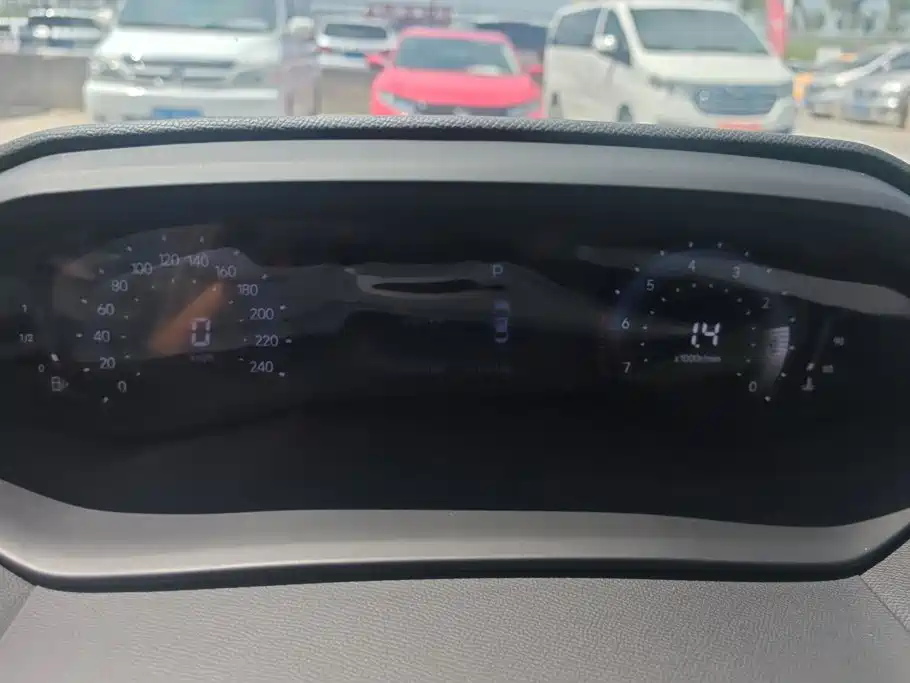 Peugeot 408 — миниатюра 14