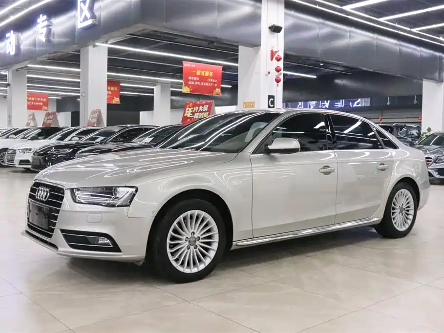 Audi A4L 2016