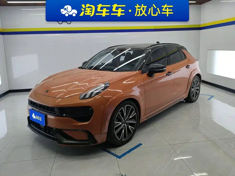 Lynk & Co 02 Hatchback