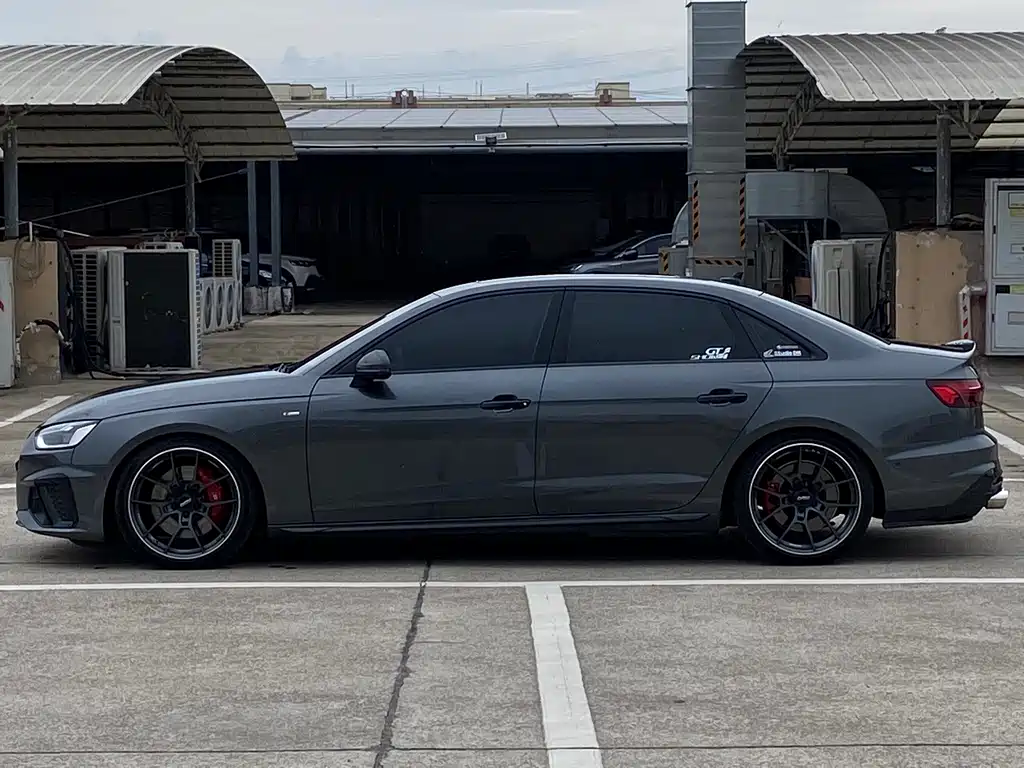 Audi A4L — миниатюра 4