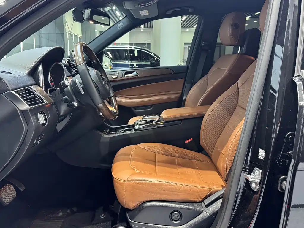 Mercedes-Benz GLS Facelift GLS 400 4MATIC Luxury Type, фото 8