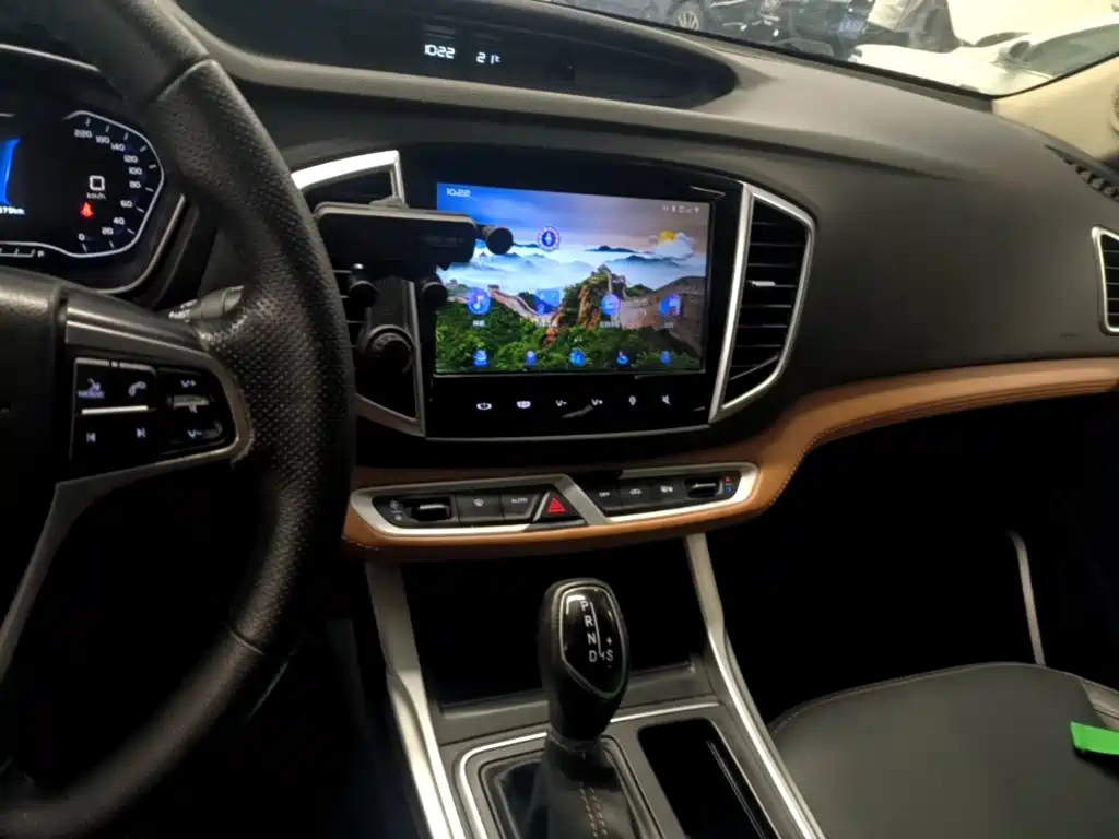 Geely Vision X6 — миниатюра 13