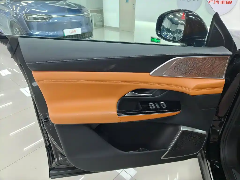 XPeng G9 — миниатюра 27