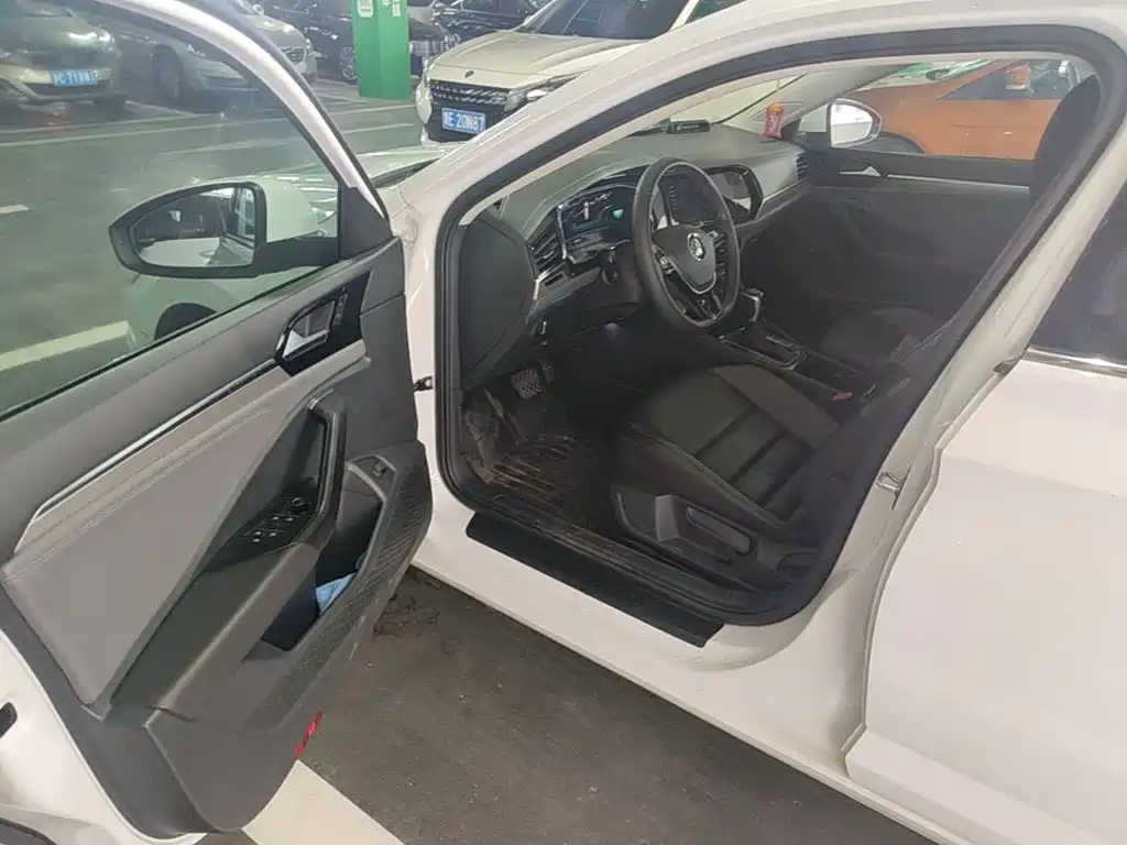 Volkswagen Sagitar — миниатюра 18