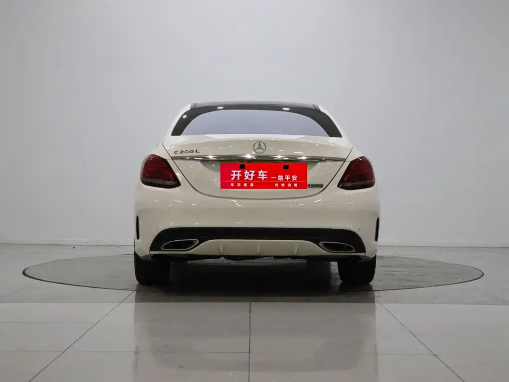 Mercedes-Benz C-Class — миниатюра 6
