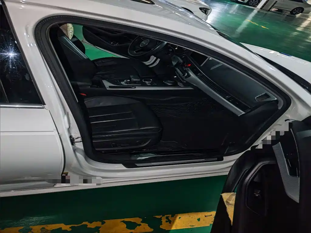 Audi A4L — миниатюра 19