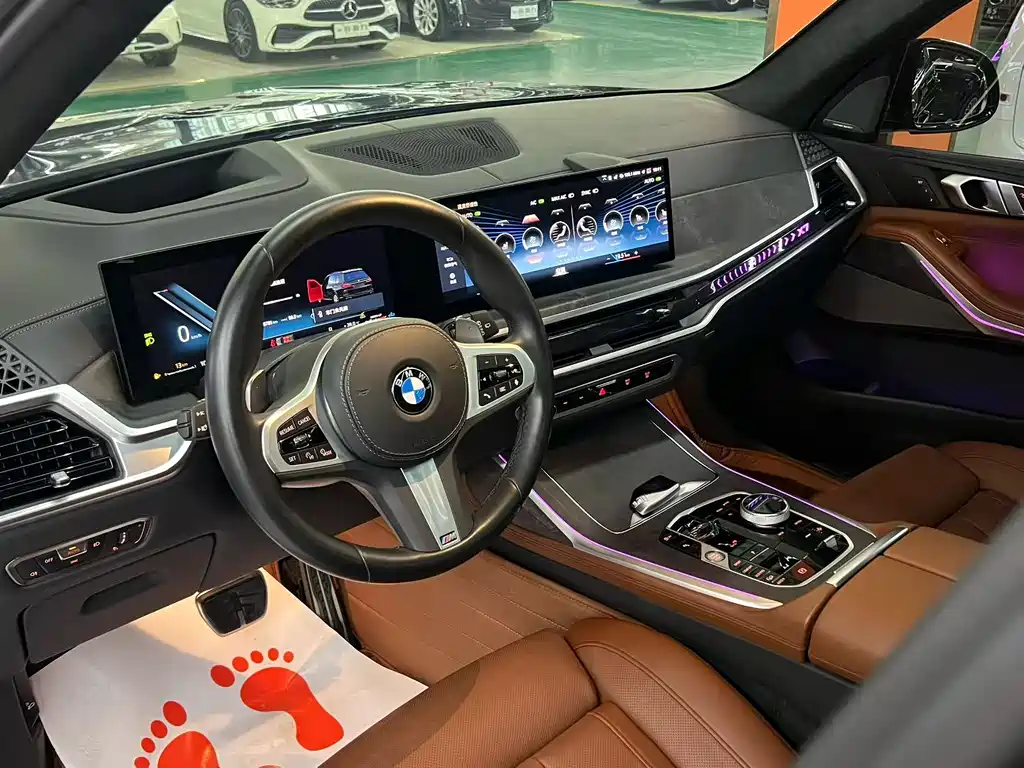 BMW X7 2023 xDrive40i Premium M Sport