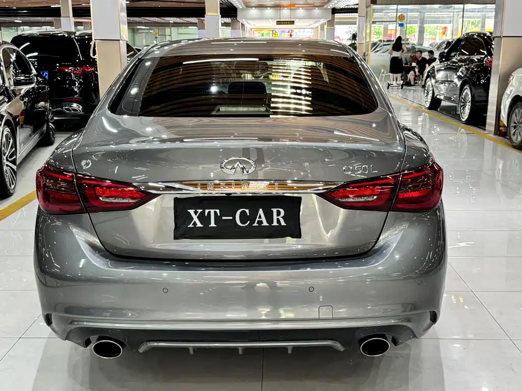 Infiniti Q50L 2018 2.0T Sport V