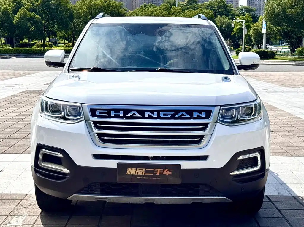 Changan CS95 — миниатюра 2
