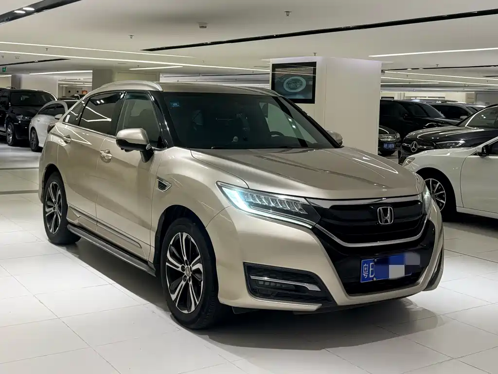 Honda UR-V — миниатюра 2