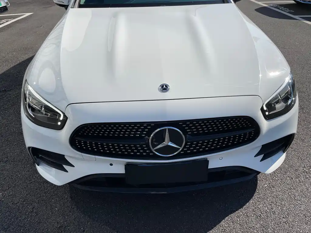 Mercedes-Benz E-Class (Import) — миниатюра 23