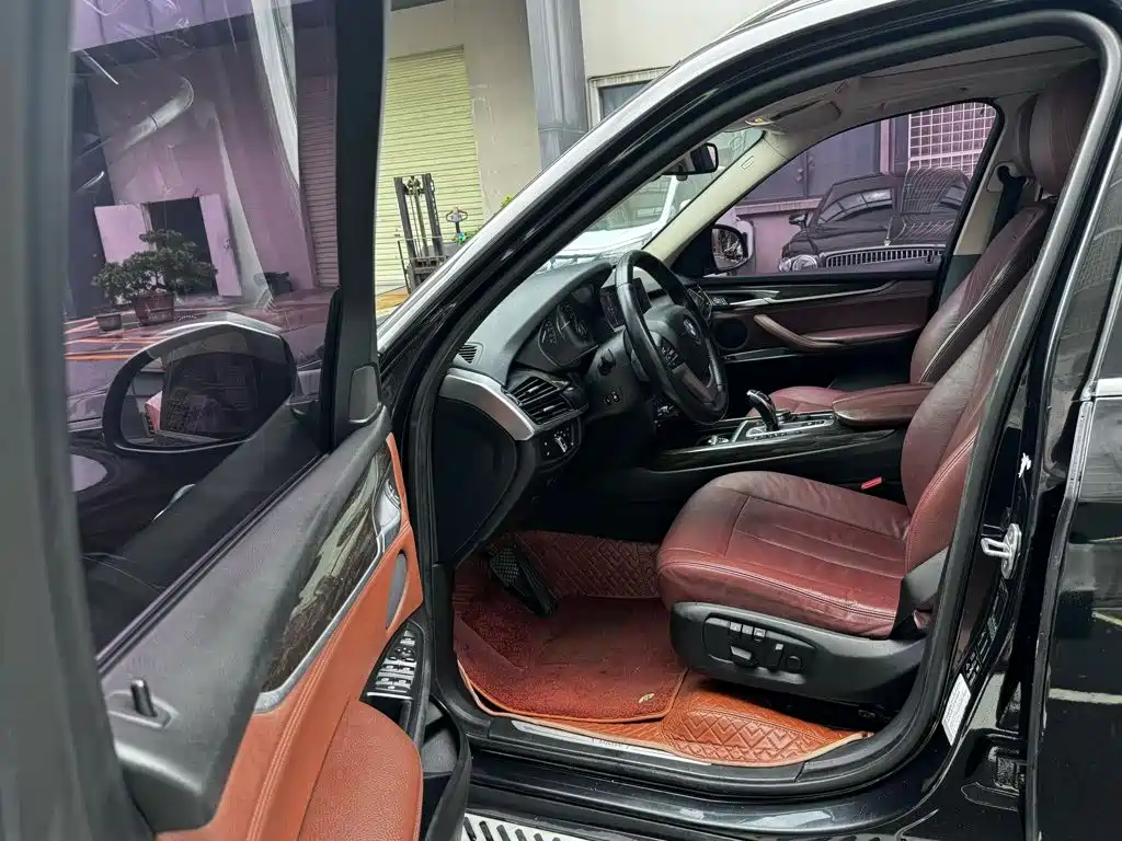 BMW X5 (Import) — миниатюра 4