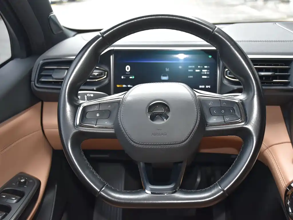 NIO ES6 — миниатюра 12