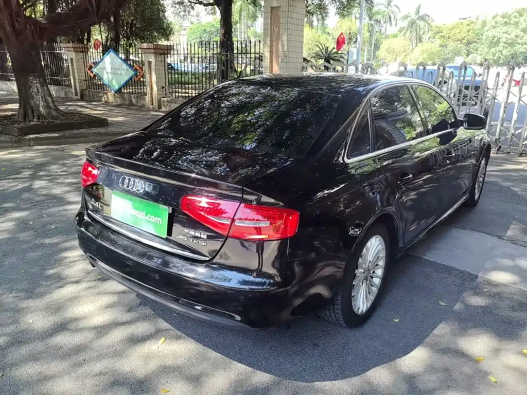 Audi A4L — миниатюра 7