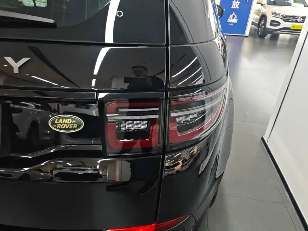 Land Rover Discovery Sport — миниатюра 8