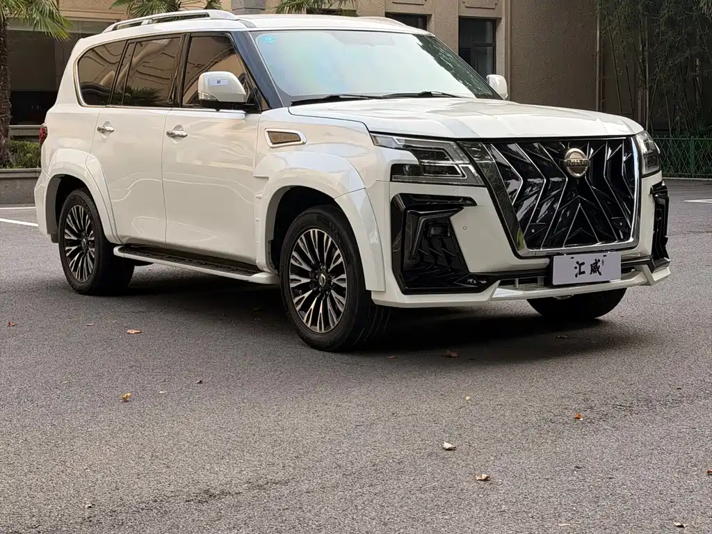 Nissan Patrol — миниатюра 2