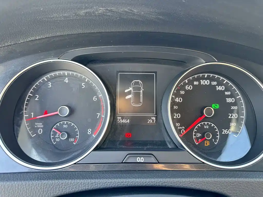 Volkswagen Golf — миниатюра 12