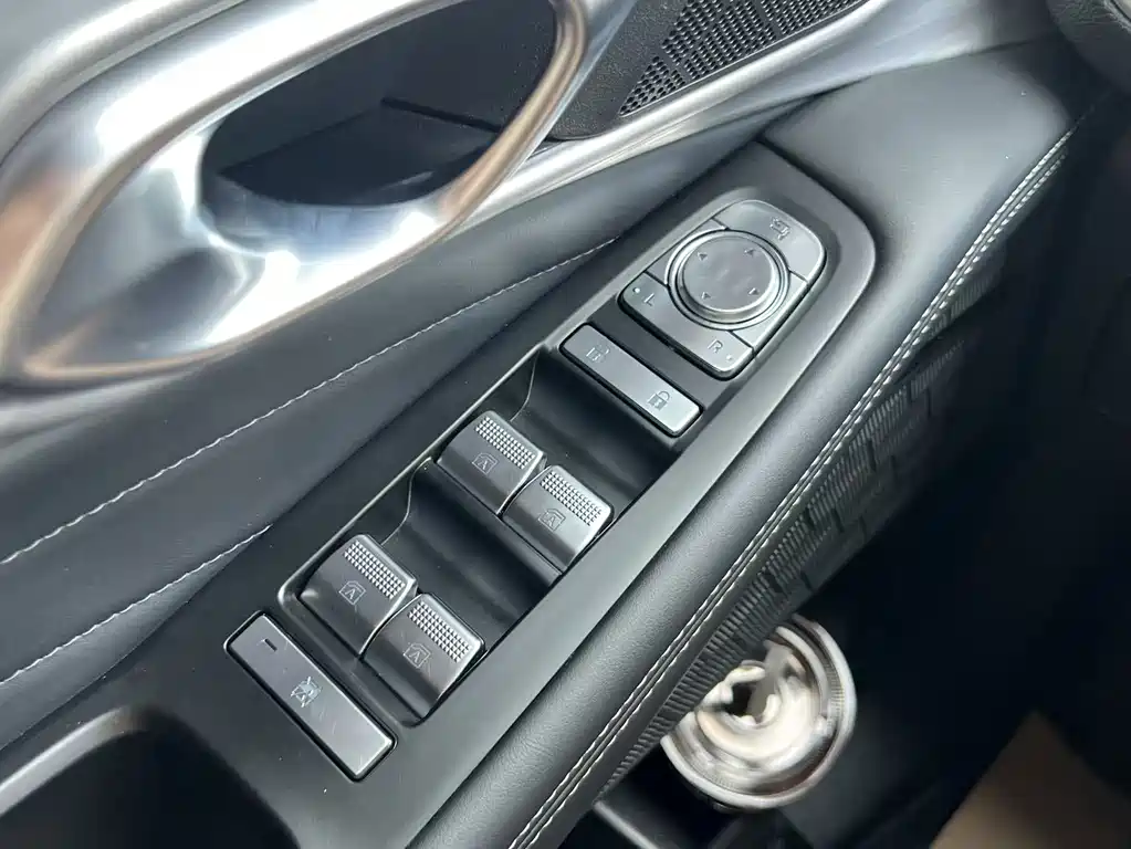 GAC Motor Trumpchi GS8 — миниатюра 21